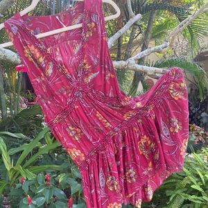 Like NEW Pink floral Free People sleeveless top, size large